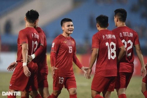 Vì sao tuyển Việt Nam cần ghi nhiều bàn trên sân của Indonesia?