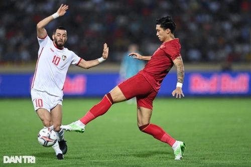 Thắng thuyết phục Syria, đội tuyển Việt Nam bất ngờ… tụt hạng